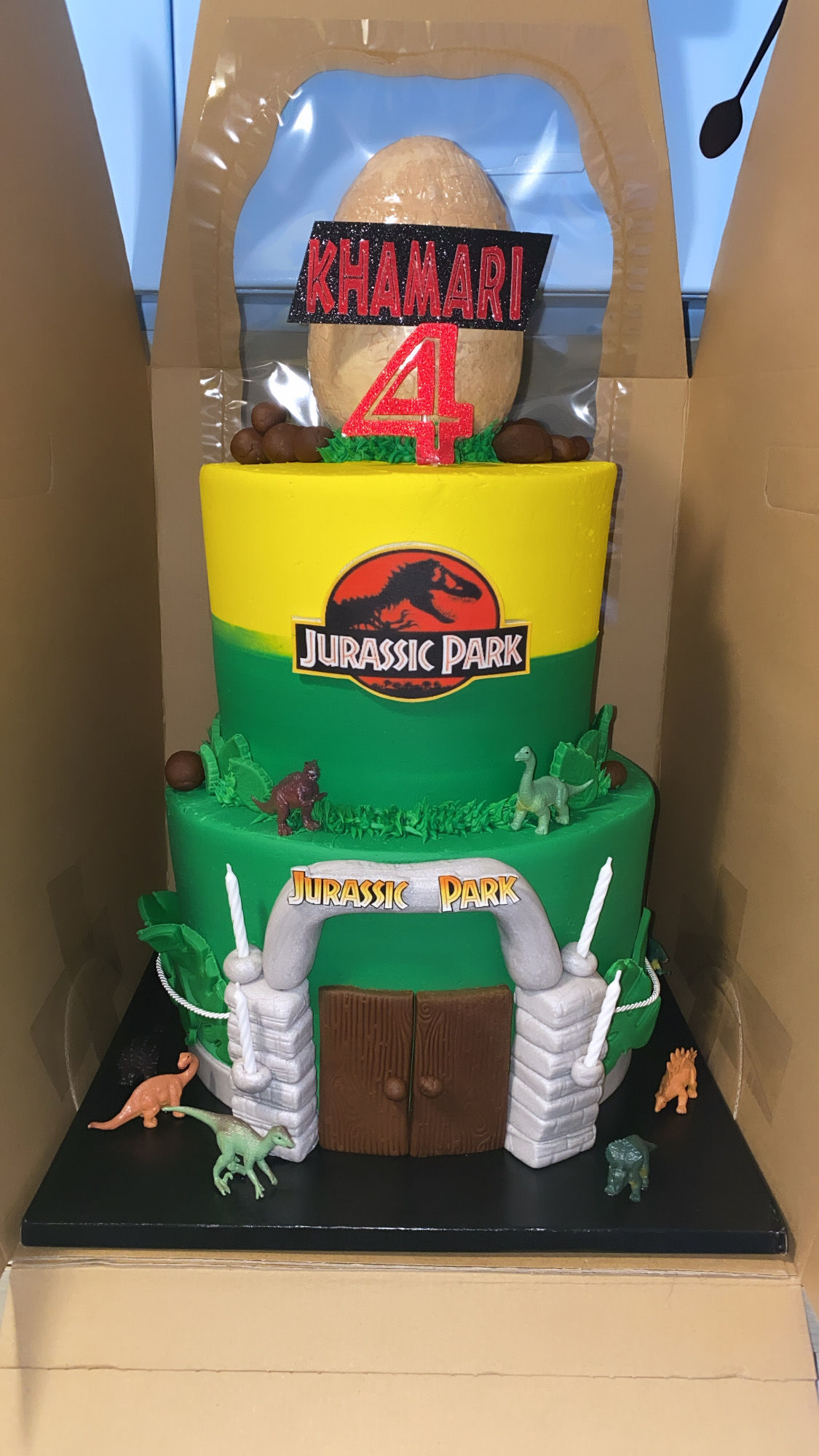 Jurassic Park Cake