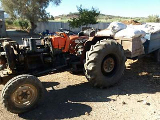 Tractor ready for loading