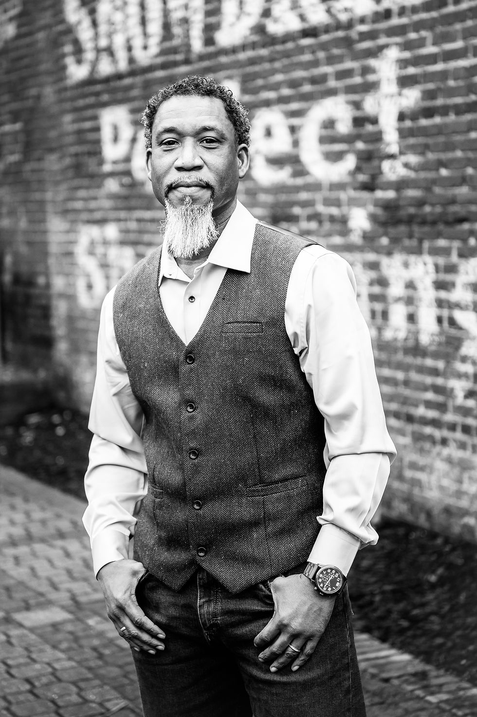 JRheadshots-34.jpg