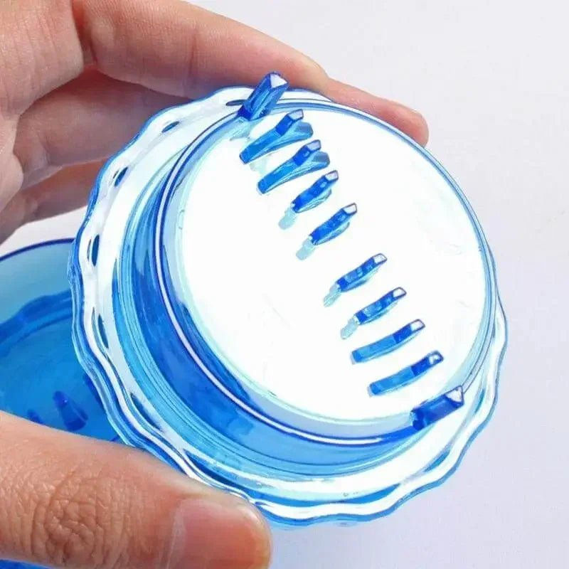 縮圖：New Kitchen Multifunctional Garlic Crusher Manual Garlic Press Roll Crusher Chop