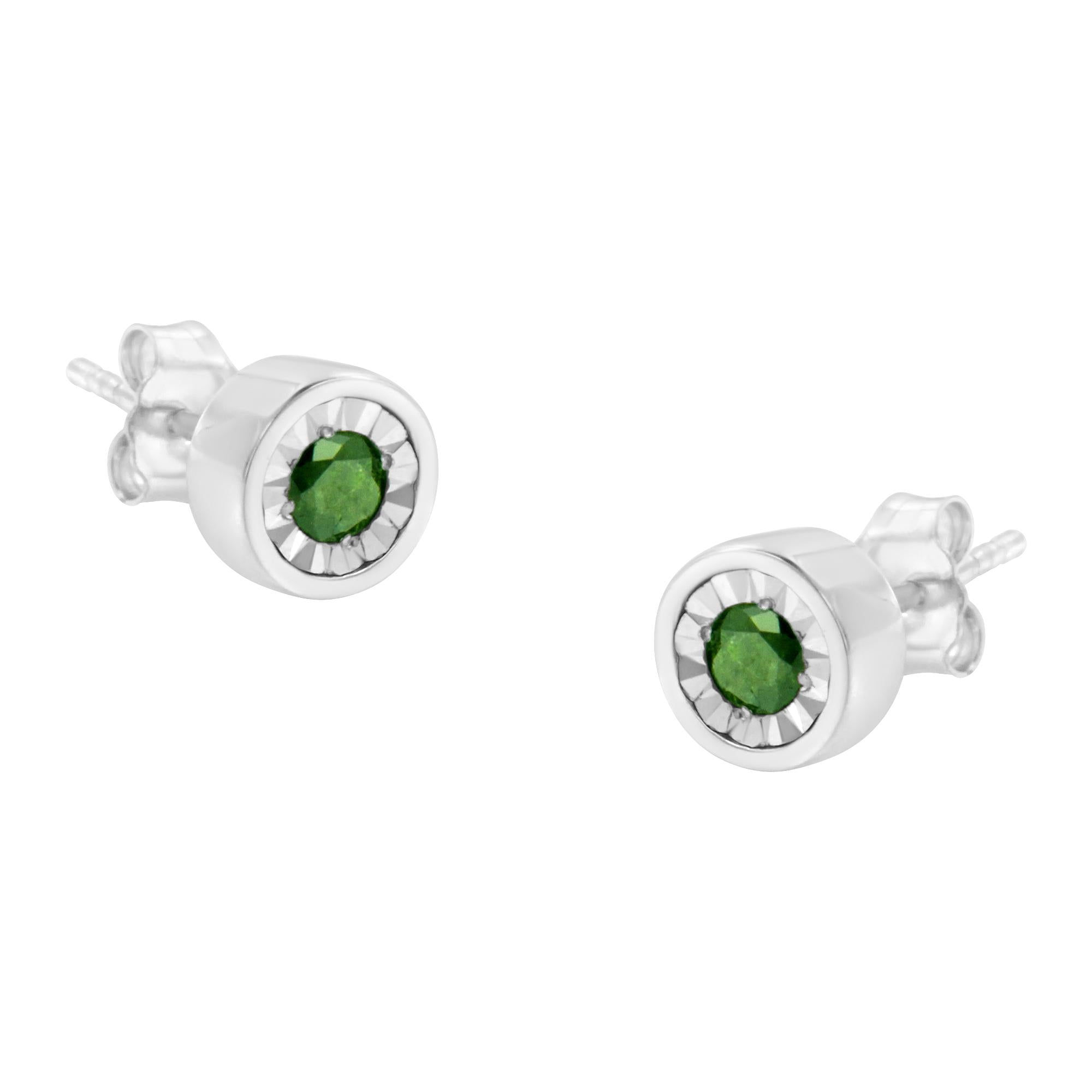 .925 Sterling Silver 1/4 Cttw Round Brilliant-Cut Green Diamond Miracle Earrings