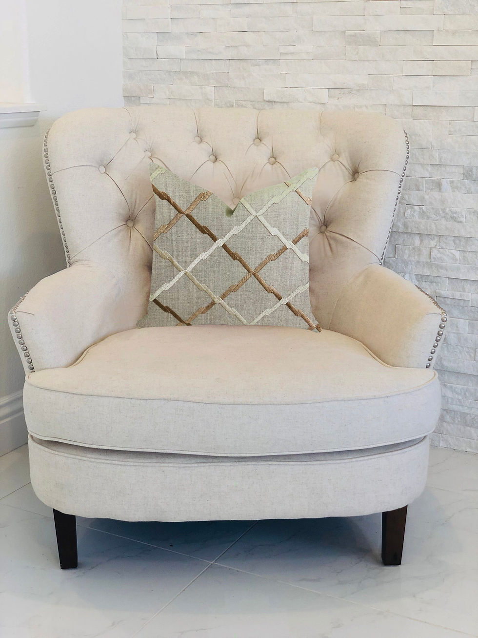 縮圖：Urban Square Brown and Beige Luxury Throw Pillow