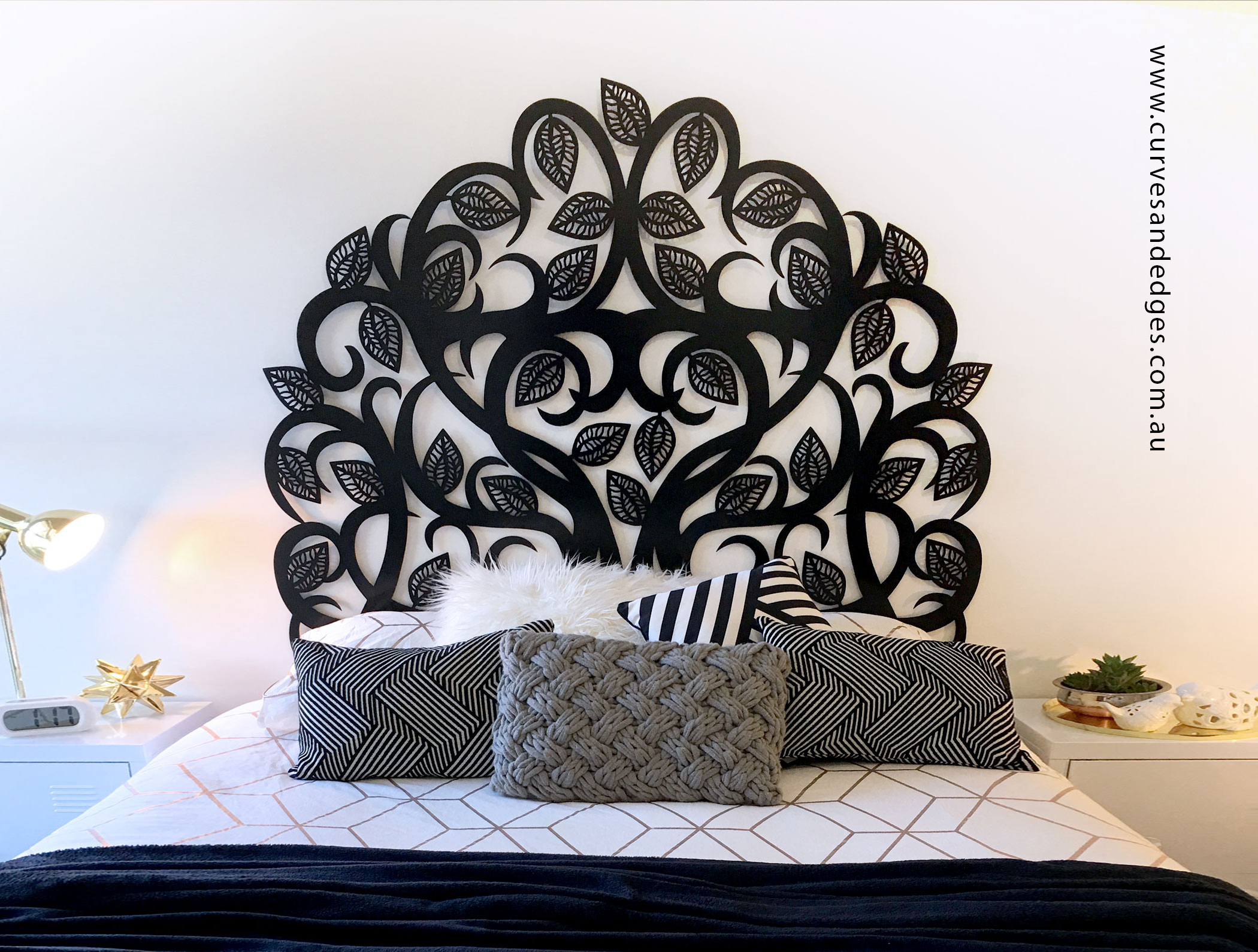 SweetDreams Bedhead & Wall Art