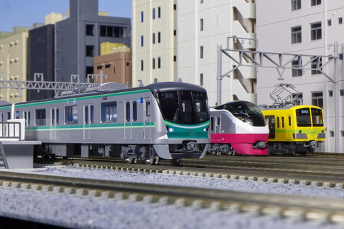 Kato 10-2003+2004 Tokyo Metro Chiyoda Line 16000 Series first