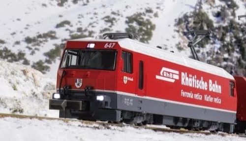 Kato 3101-7 Electric Locomotive Glacier Express Ge4/4-III #643 - N