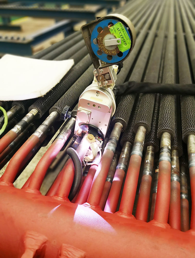 2008年 东方菱日现场 世界上最小距离(管子直径 中心距80mm40mm