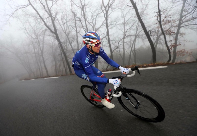 Rudy est serein sur route humide avec Continental