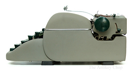 Remington Quiet-Riter タイプライター Vintage 1957 Remington Quiet-Riter Miracle Tab Typewriter w/ Case