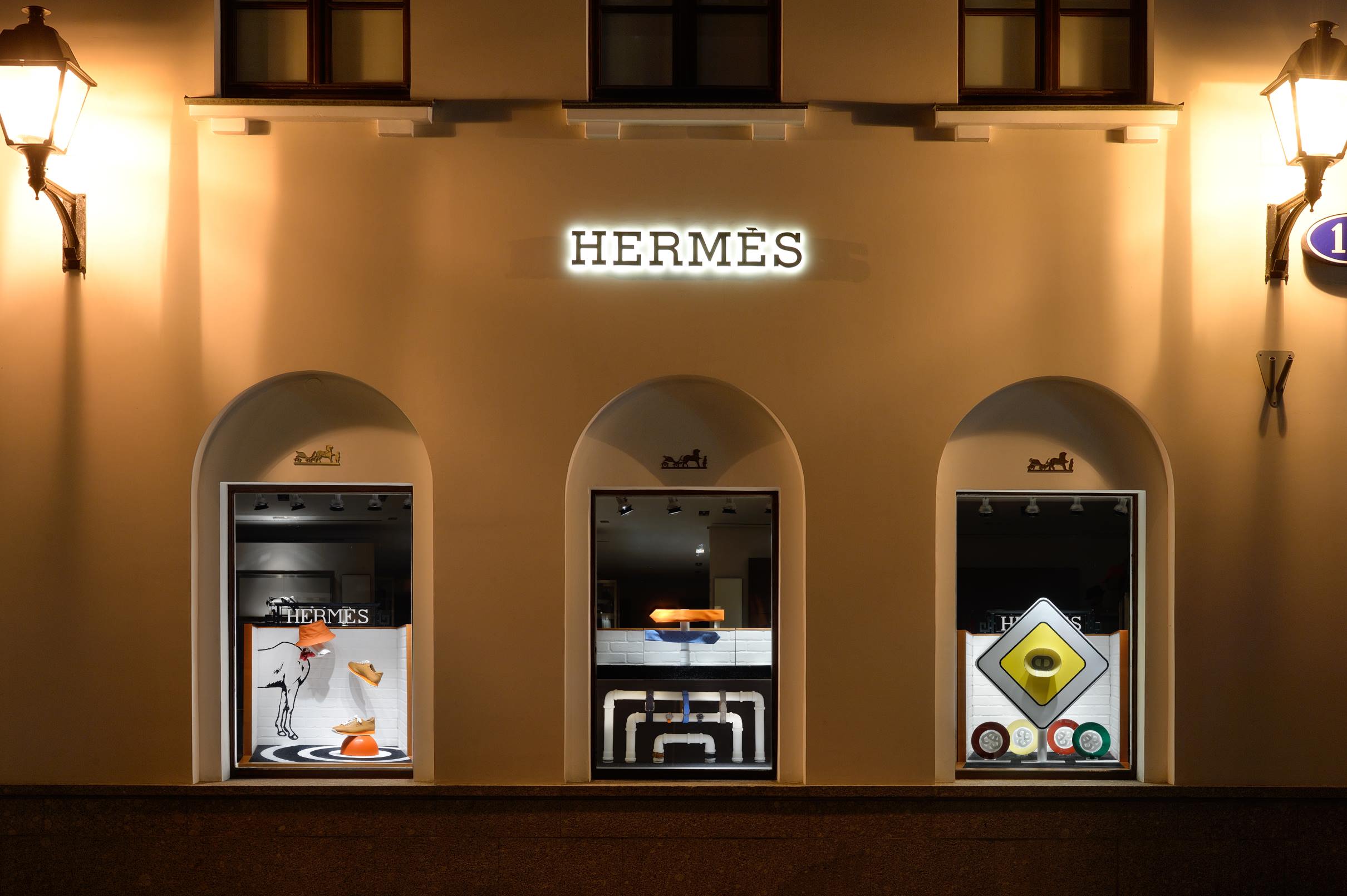 витрины для Hermes