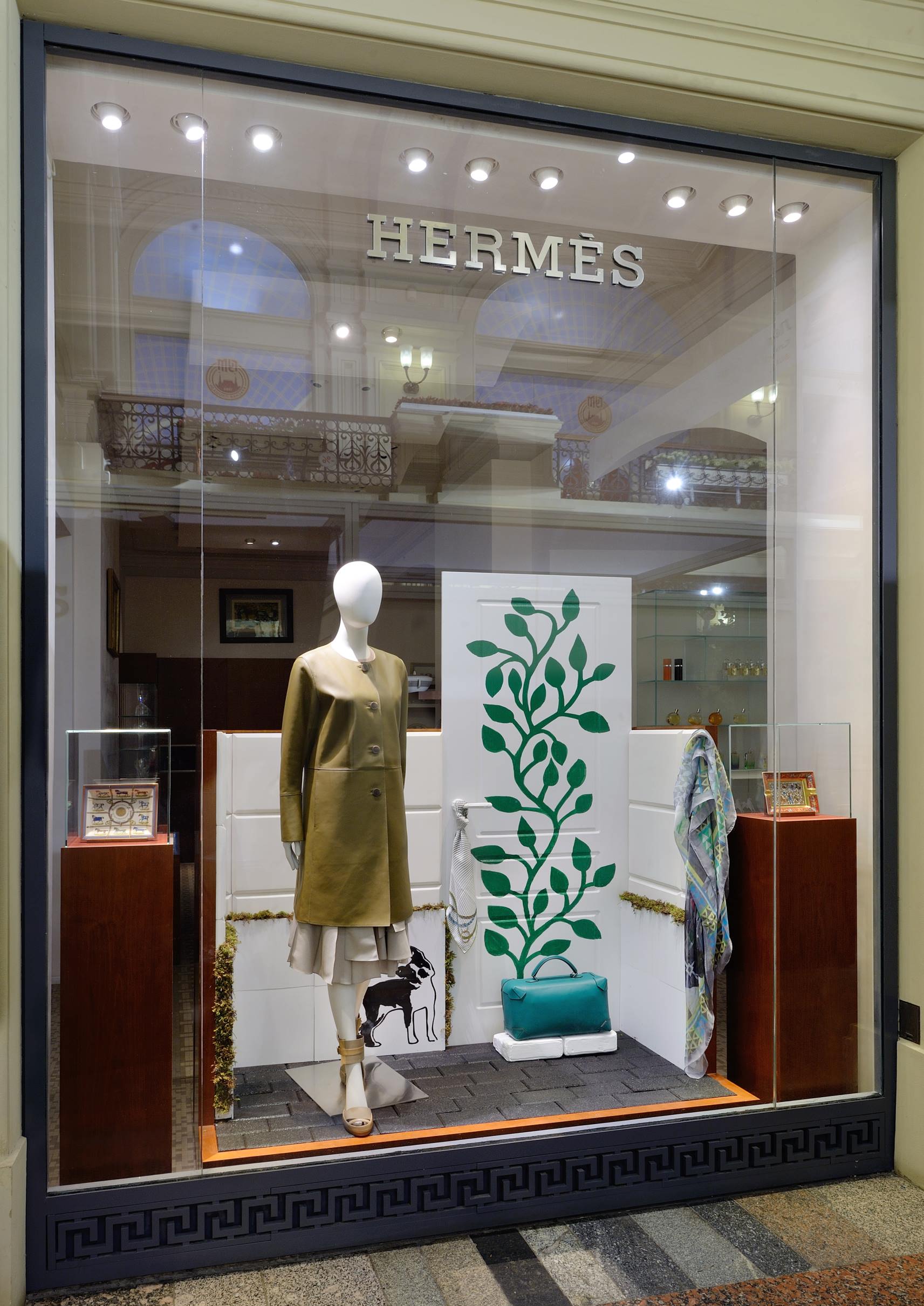 витрины для Hermes