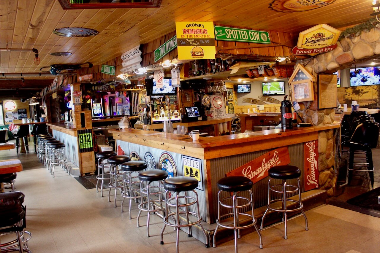 gronk-s-bar-grill-superior-wi-history-of-superior