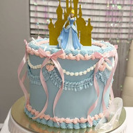 Cinderella Cake Smash Cake for a First Birthday