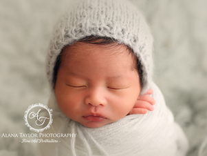 Nursery rhymes and newborn bubs