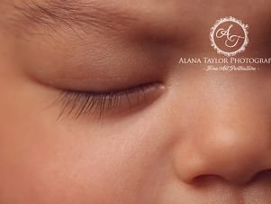 Capturing Your Newborns First Weeks