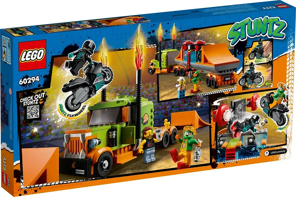 LEGO City Stuntz stuntshow arena 60295 trek de motor naar achteren en zie hem vanzelf naar voren schieten. 