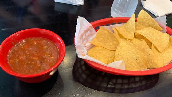 Chips y Salsa