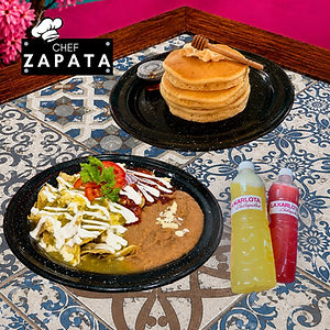 Tradicionales + Orden de Hot Cakes + Bebidas gratis