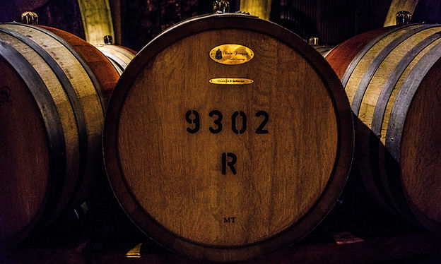 tonneaux de vin en bois