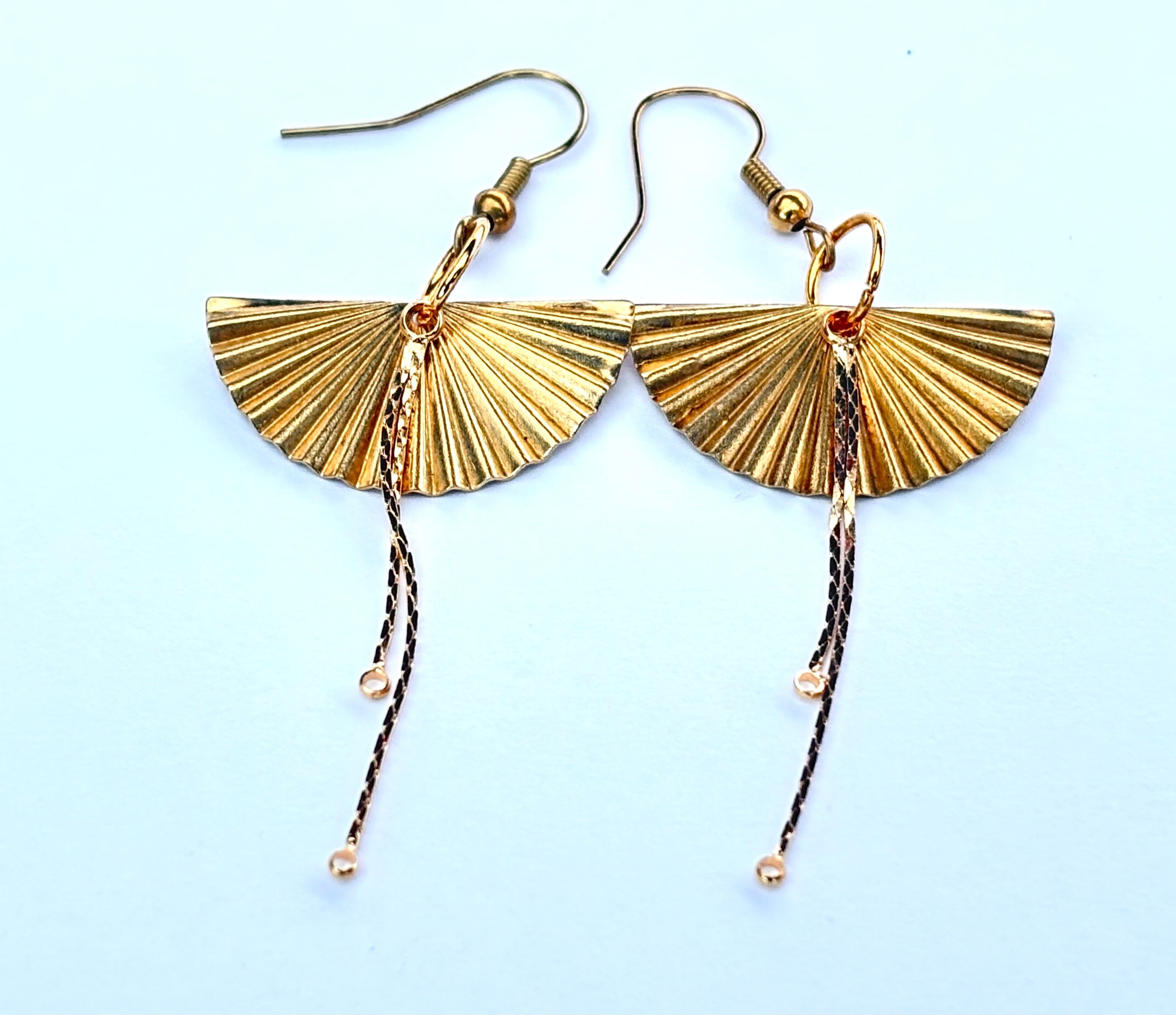 Art deco brass and gold tassel