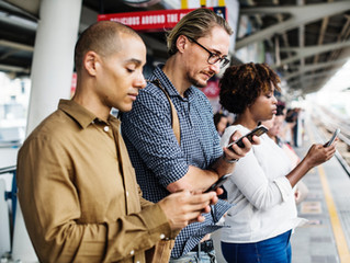 HOW I OVERCAME MY SOCIAL MEDIA ADDICTION.