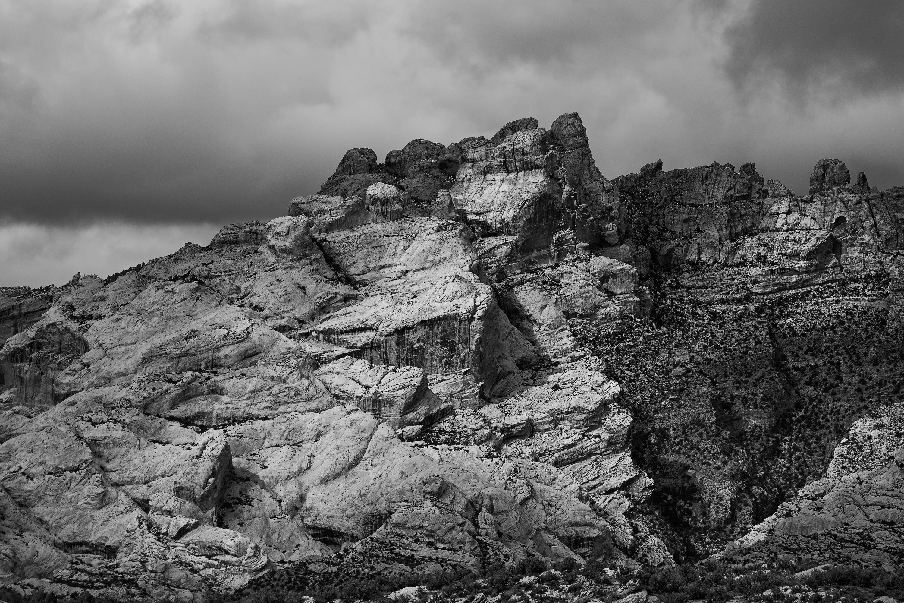 9727 - Stone Sentinels – Dinosaur National Monument