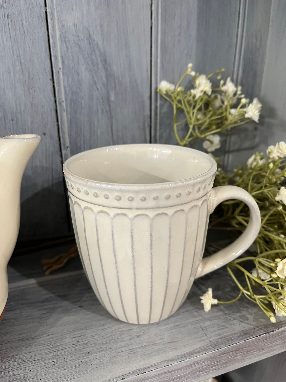 Thumbnail: Vintage style ribbed mug