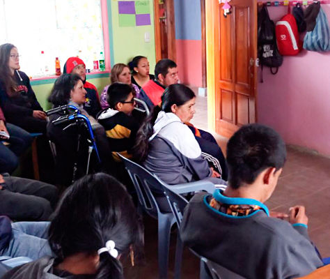 EN SÍGSIG, JÓVENES CON DISCAPACIDAD PARTICIPAN EN CINE DE BARRIAL
