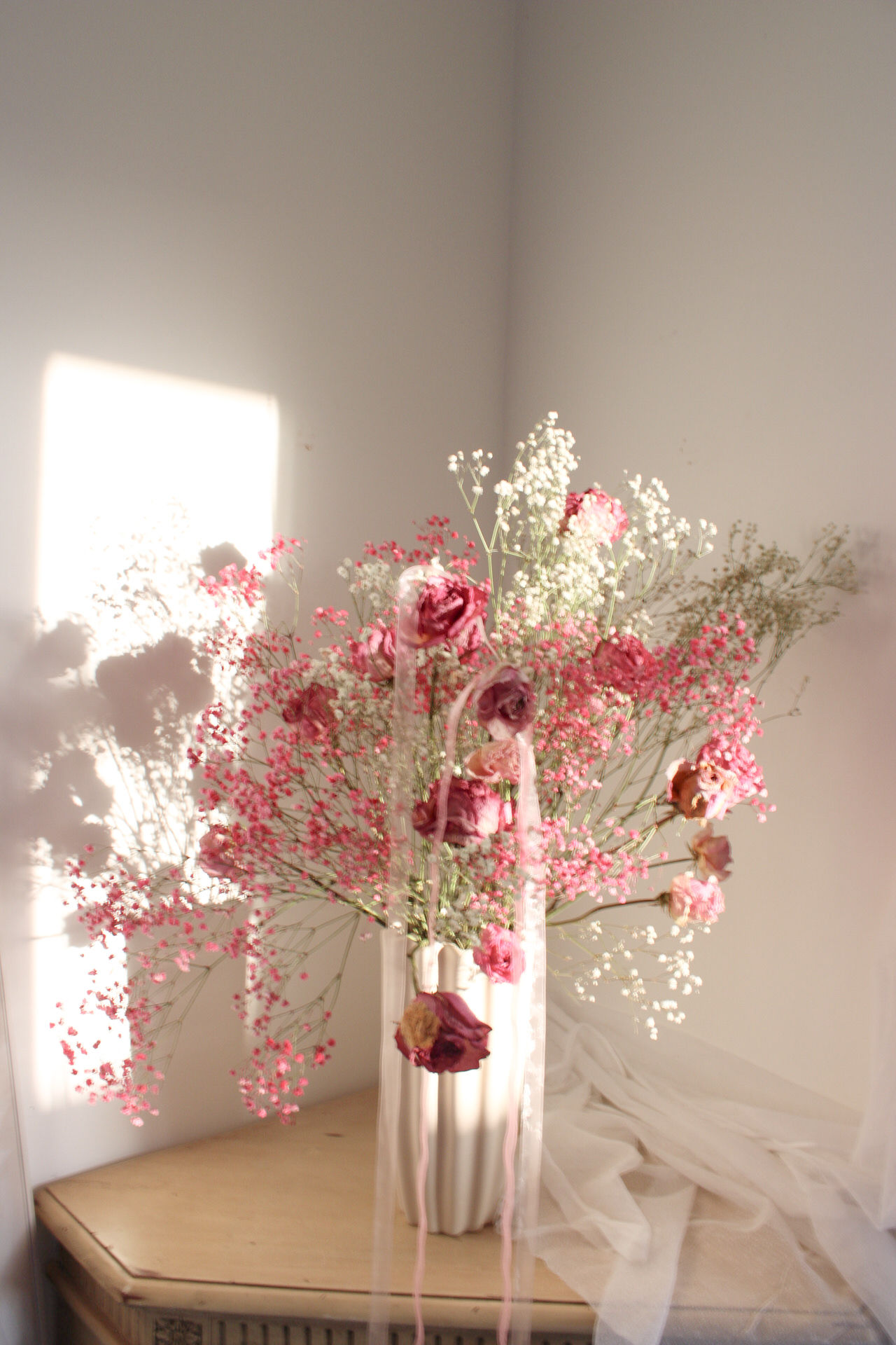  Chateau  La Rose En Fleur  Dried Rose Bouquet 