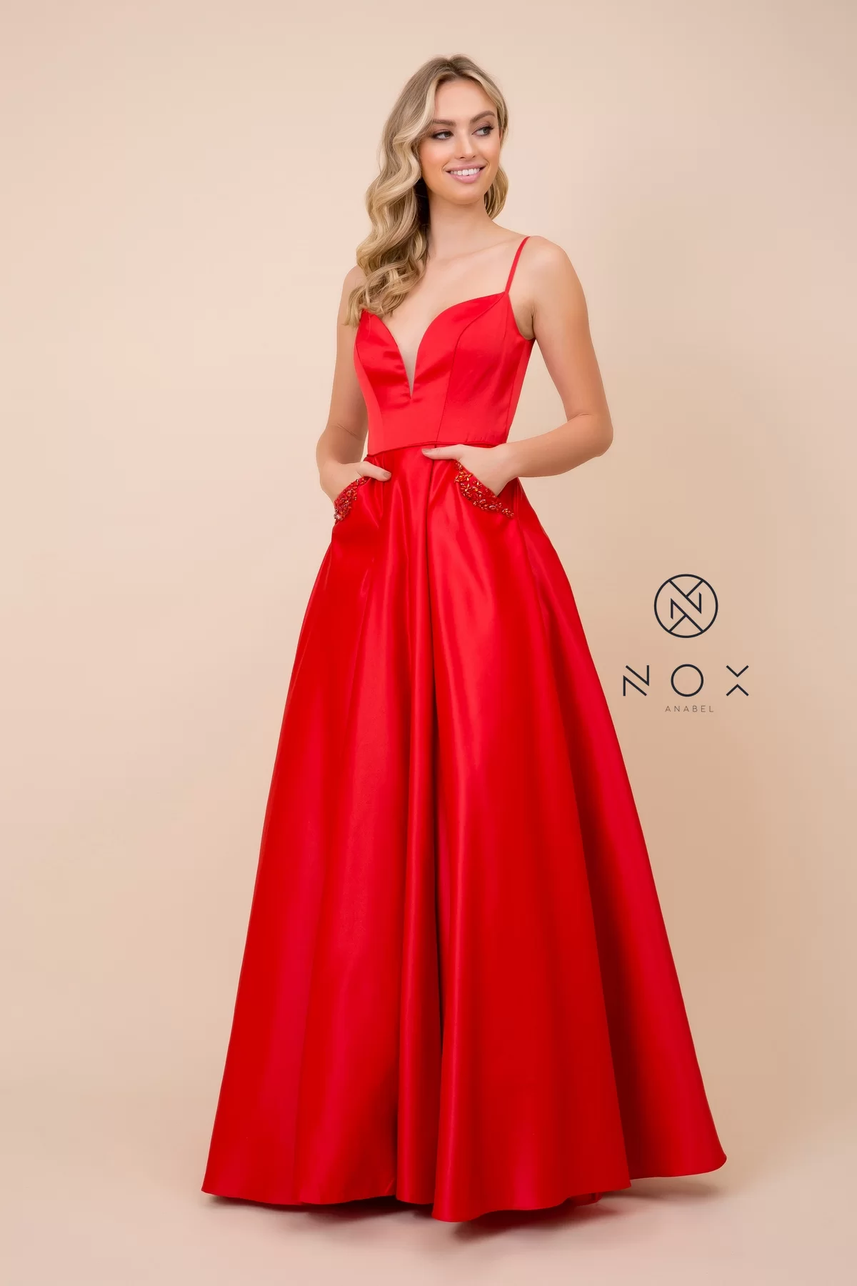 Vestido rojo cote princesa