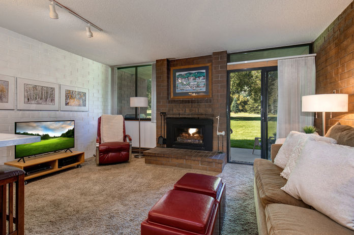 1813 Captain Molly Dr_11.jpg