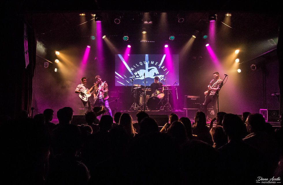 MilQuimeras en The Roxy Live