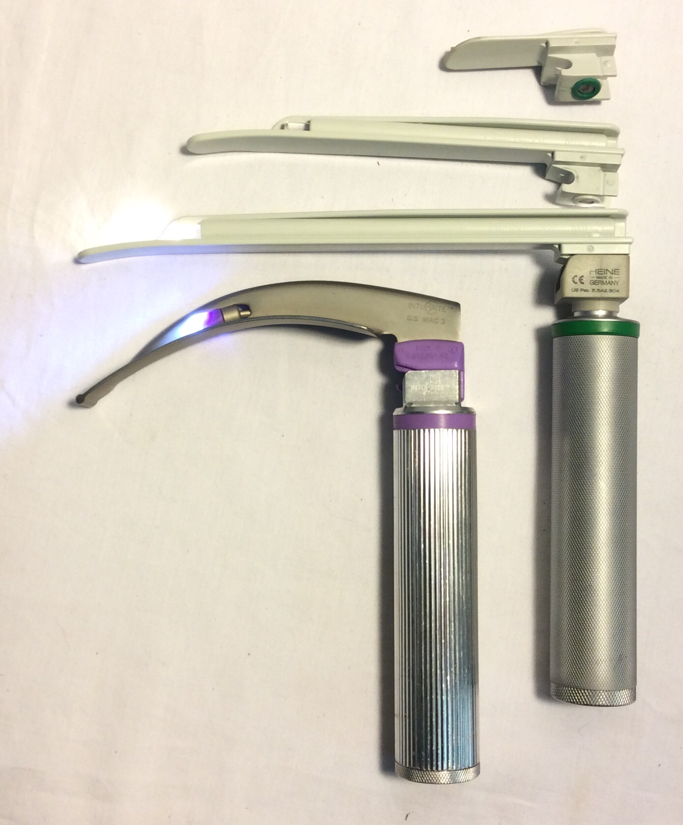 Fibre Optic Laryngoscope