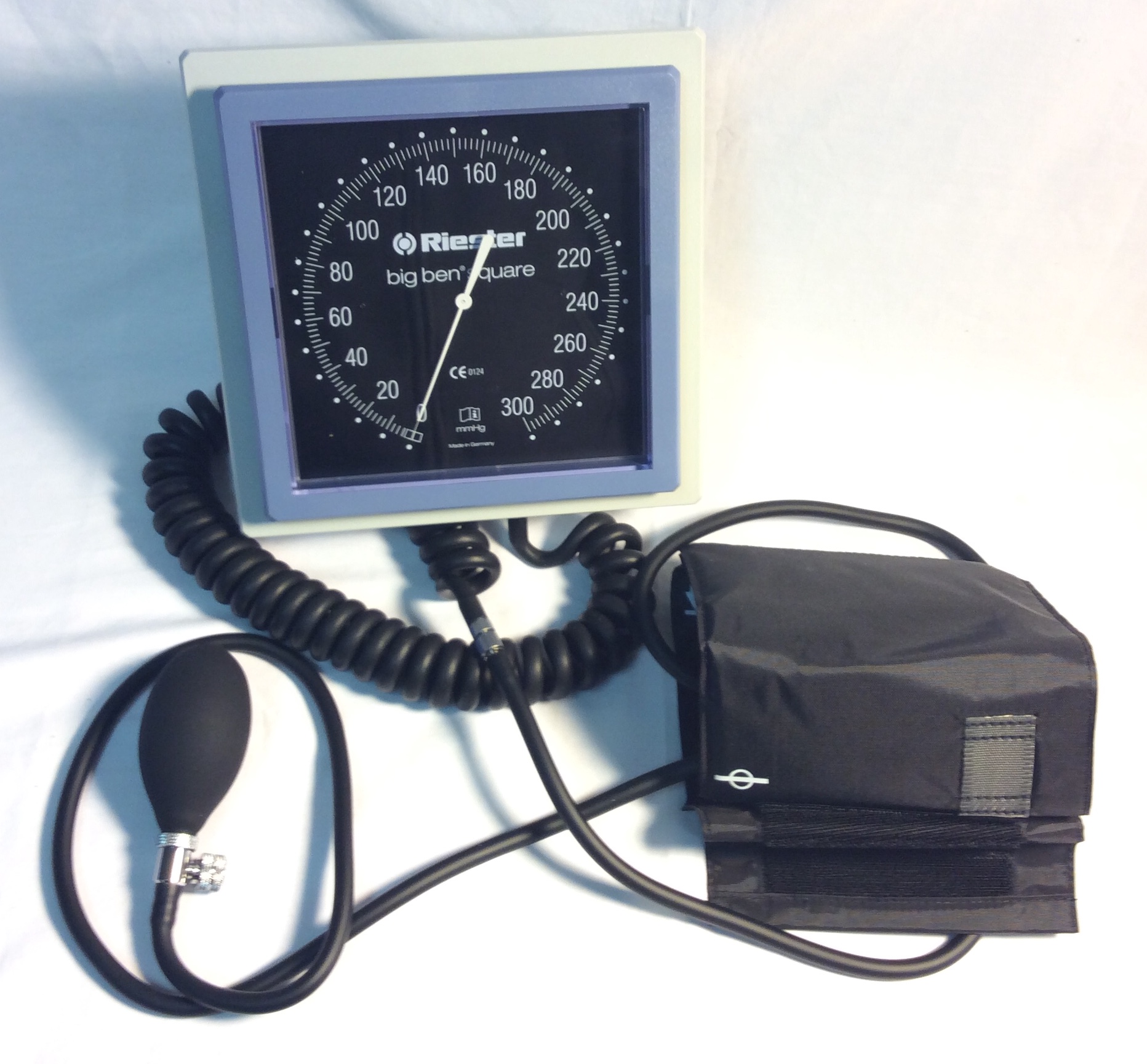 wall mount arm pressure cuff