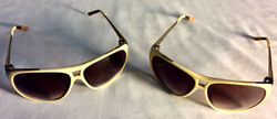 Beige plastic/metal sunglasses