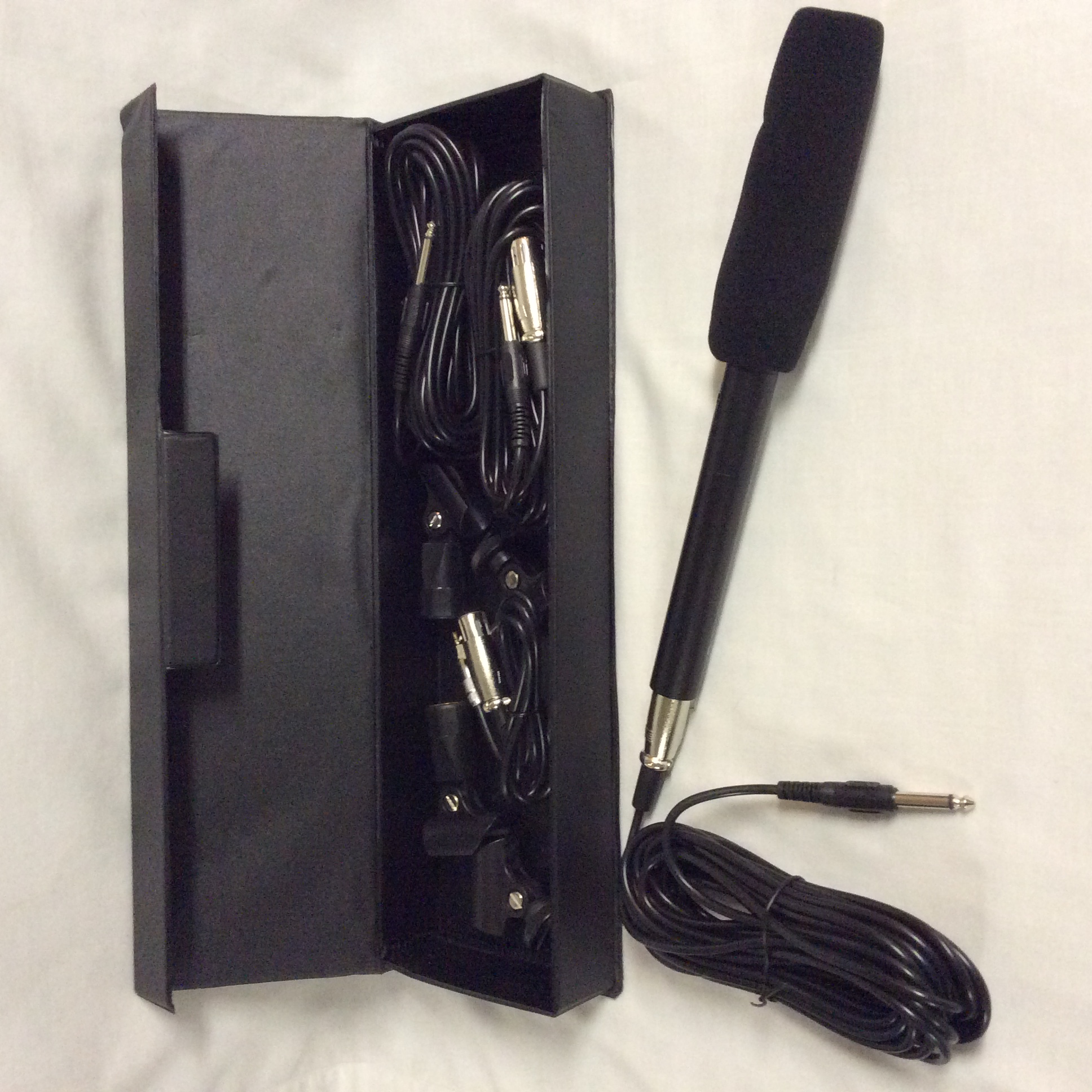Condenser microphone