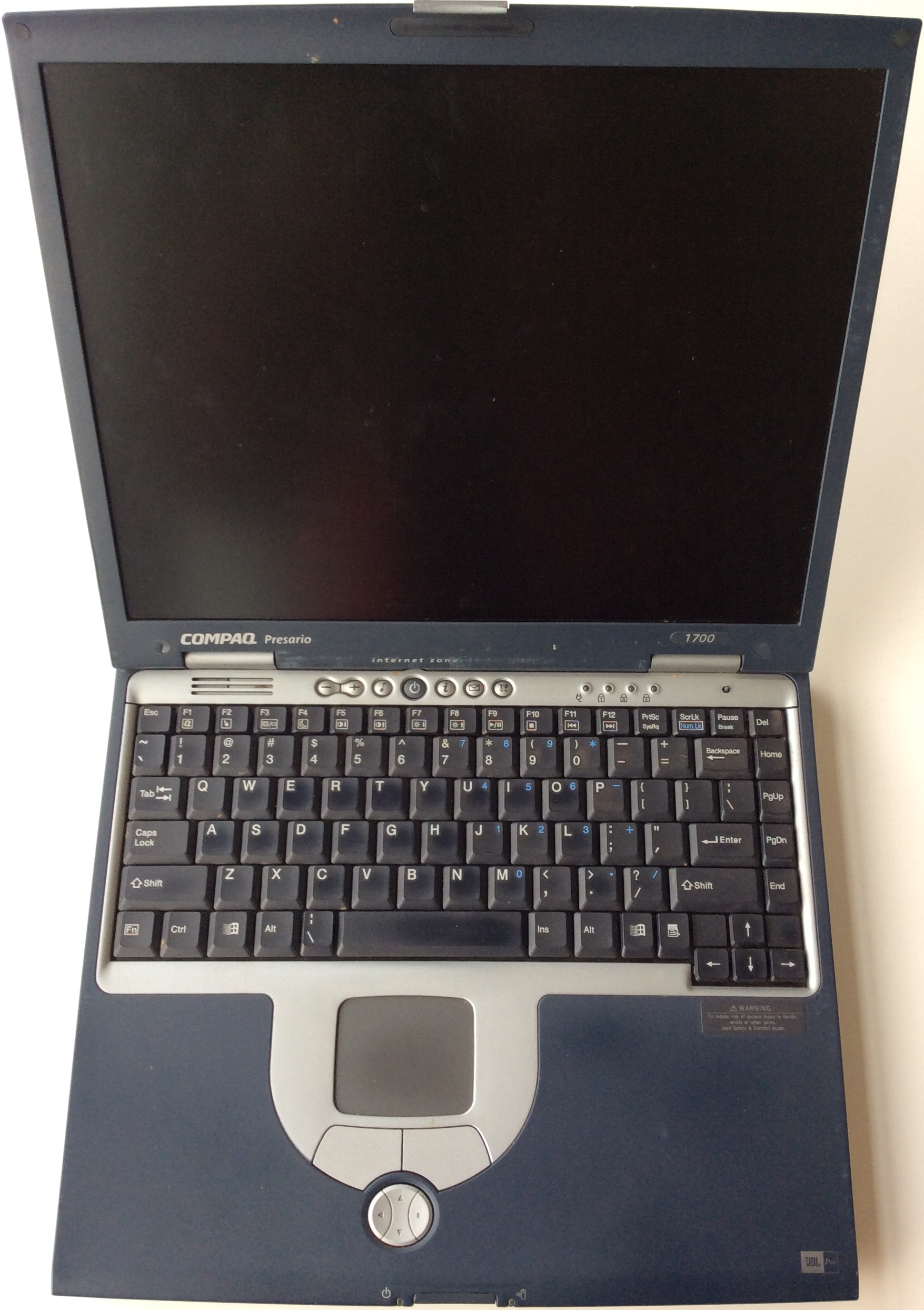 Compaq CM2080 Year 2000