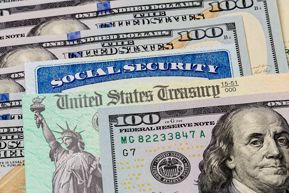 En el año 2023, el pago mensual promedio del SSDI es de $1,483 por mes. Sin embargo, aquellos que tenían ingresos bastante altos en los últimos años pueden recibir hasta $3,627.
