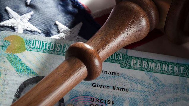 El costo promedio para solicitar una Green Card de reemplazo es de US$455, que cubre los gastos administrativos y de procesamiento.