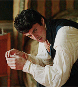 Matthew Goode gif 2.gif
