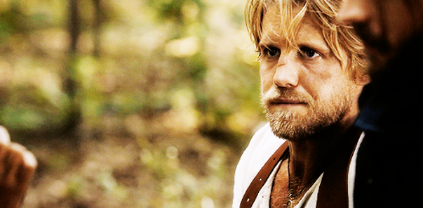 Matt Barr 3.png