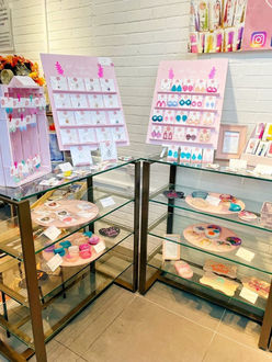 Pop Up Shop Images