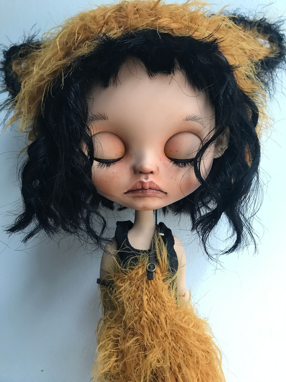 Thumbnail: Elea blythe doll 130