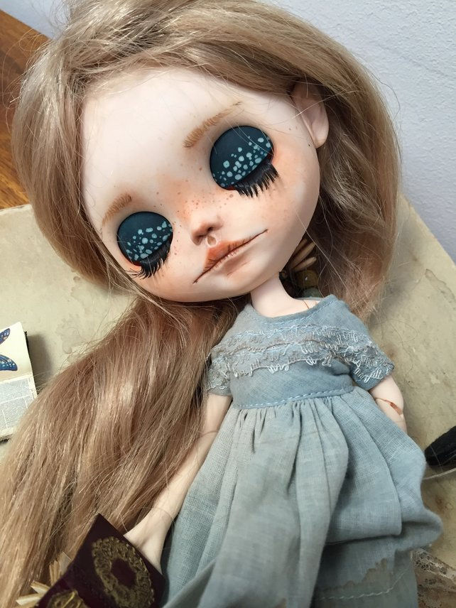 Thumbnail: Emilie - blythe doll 30