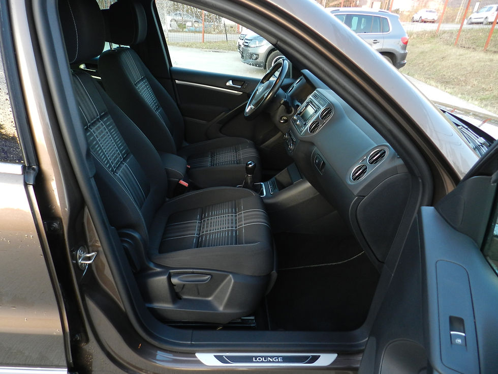 Miniatură: Volkswagen Tiguan LOUNGE Brown 4Motion