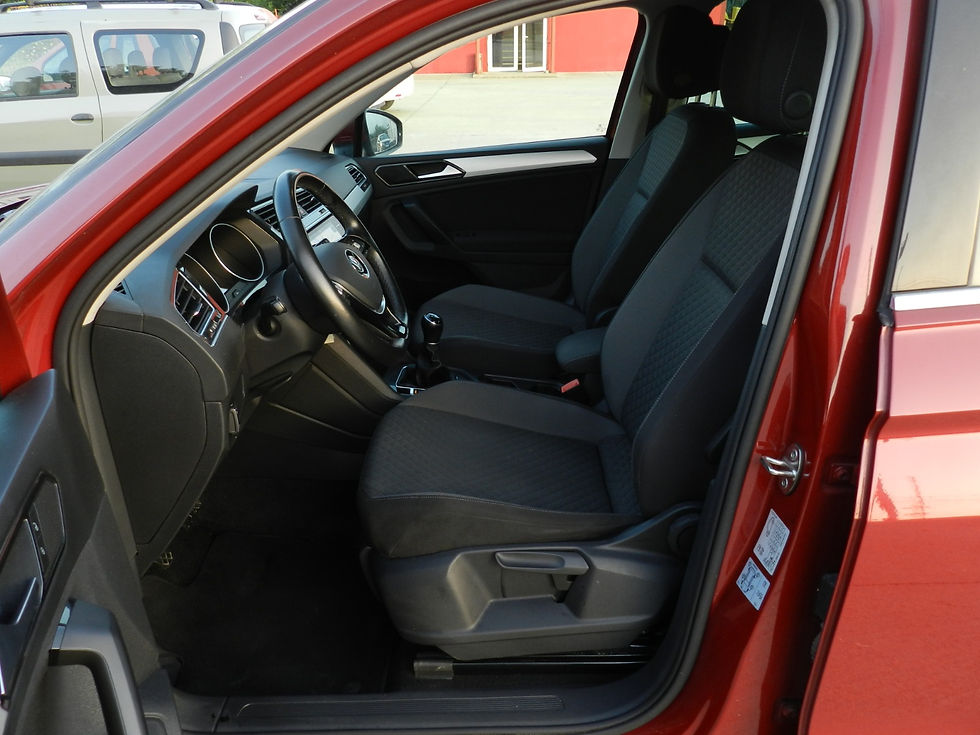 Miniatură: Volkswagen Tiguan 2.0TDI Highline RED