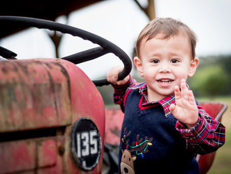 Christmas Sesh at the barn!