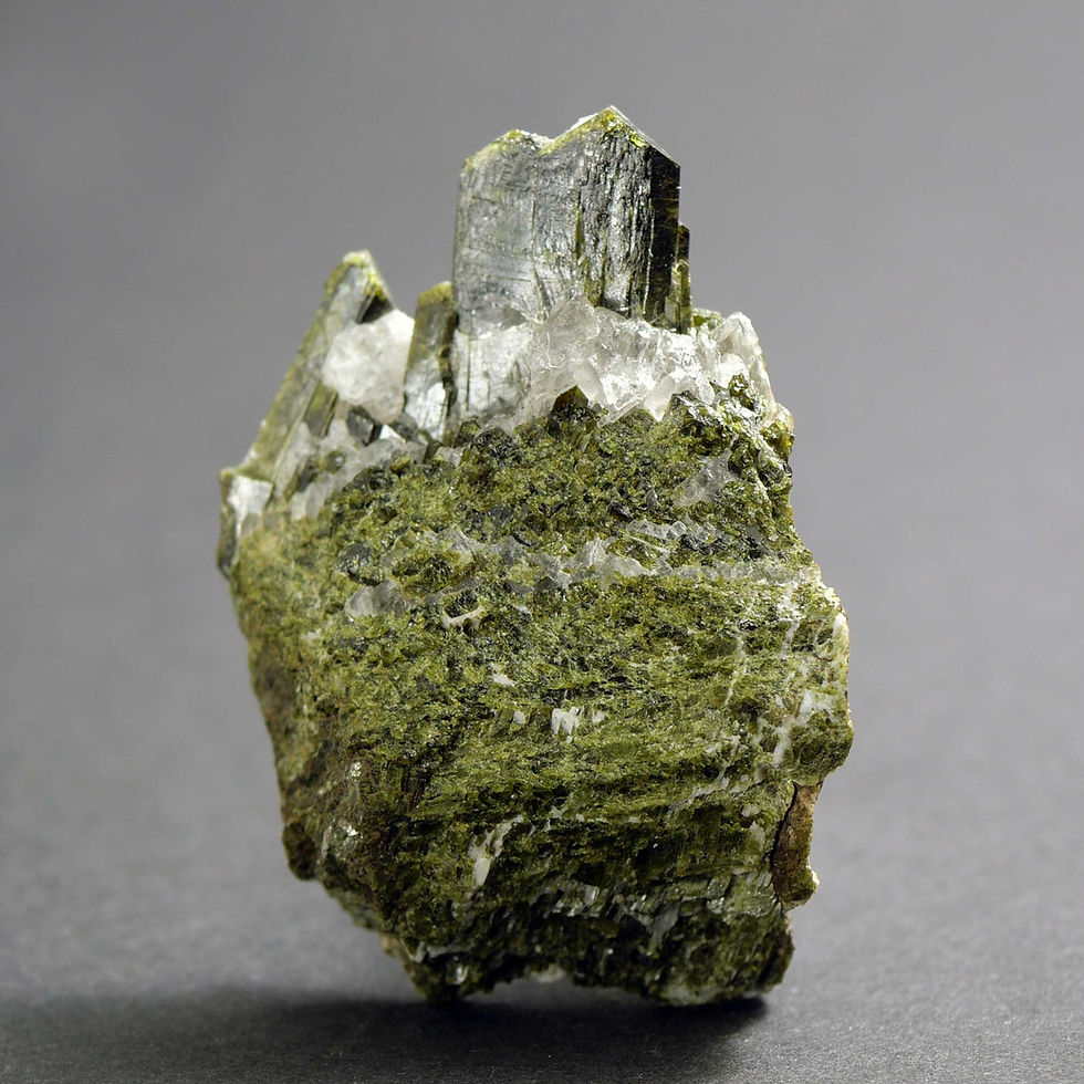 Thumbnail: Epidote – Fletschhorn, Binntal, Valais, Switzerland