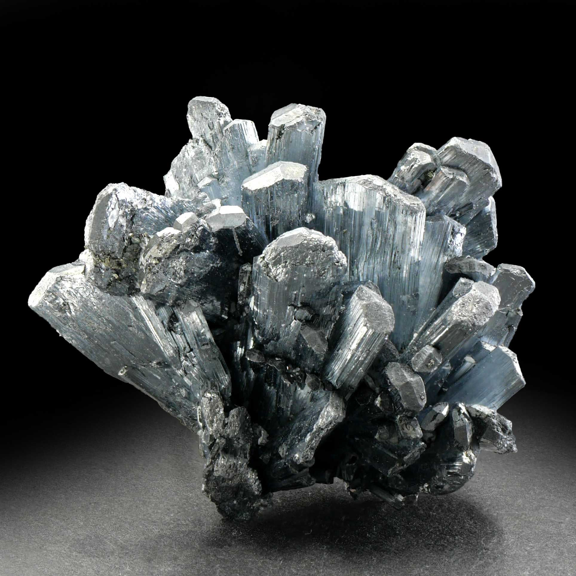 Stibnit/Antimonit – Cavnic, Maramureș, Rumänien