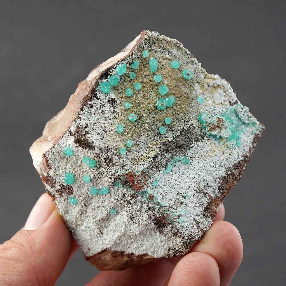 Thumbnail: Al-Adamin, zinc aluminite – Lavrion (Laurion), Greece