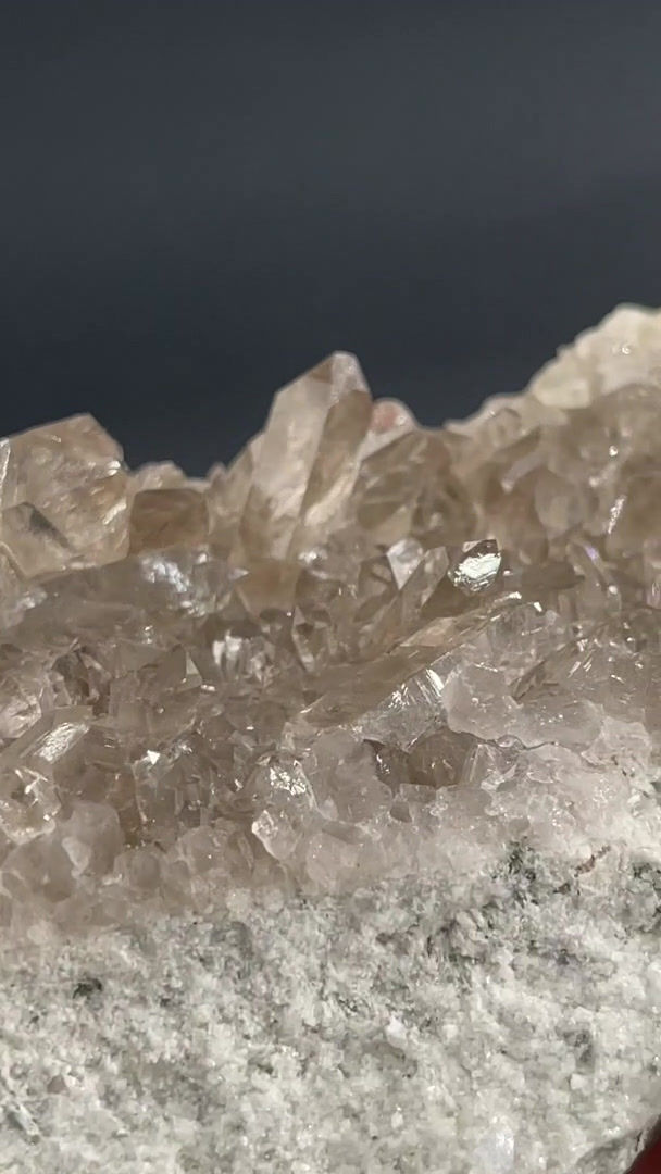 Thumbnail: Smoky Quartz – Maderanertal, Uri, Switzerland